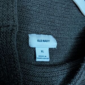 Old Navy Men's Gray Sweater